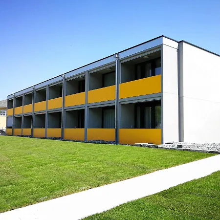 Wohnmotel.8 4* Eichberg