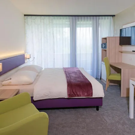Wohnmotel.8 4* Eichberg
